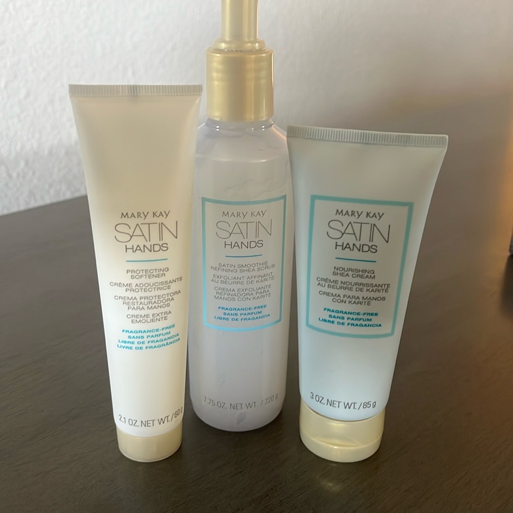 3 Piece Mary Kay Satin Hands